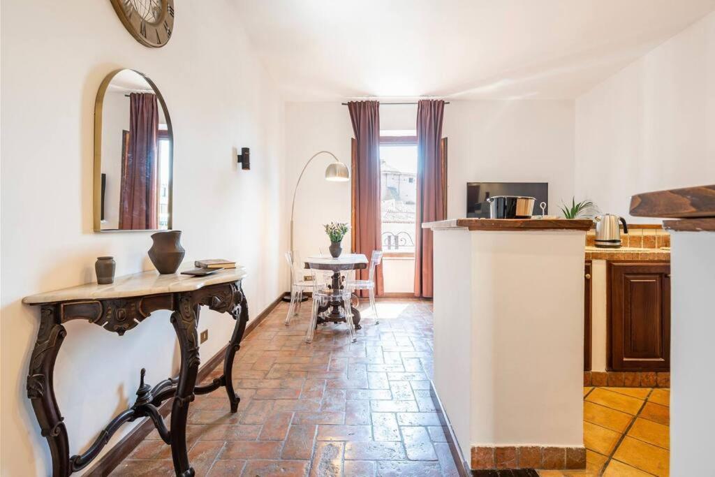Apartment Attico Campo De Fiori Katia Rom